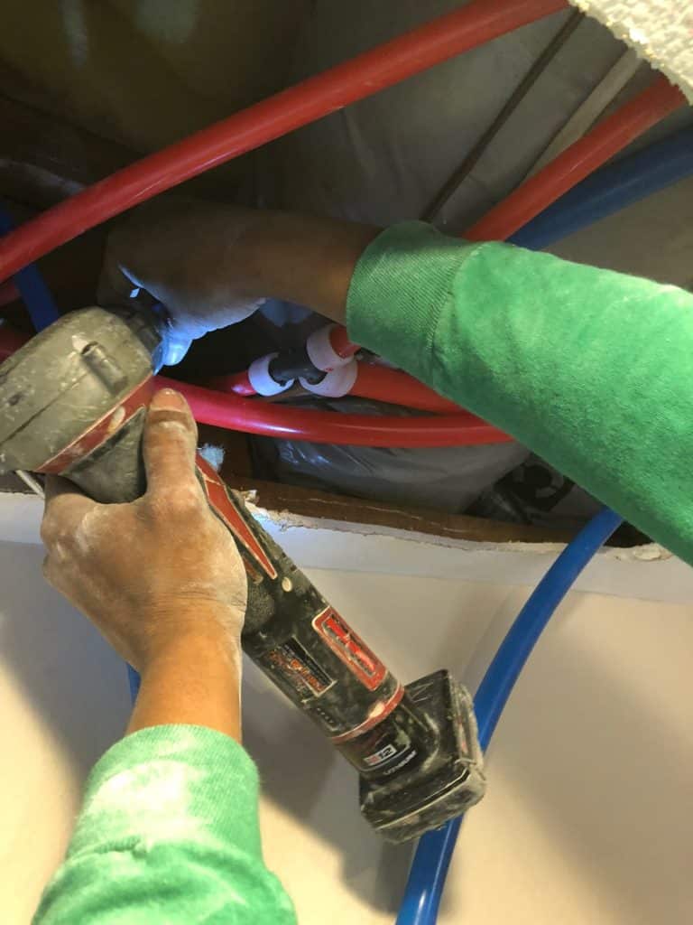 6 Steps Repiping Specialists Take When Repiping a House